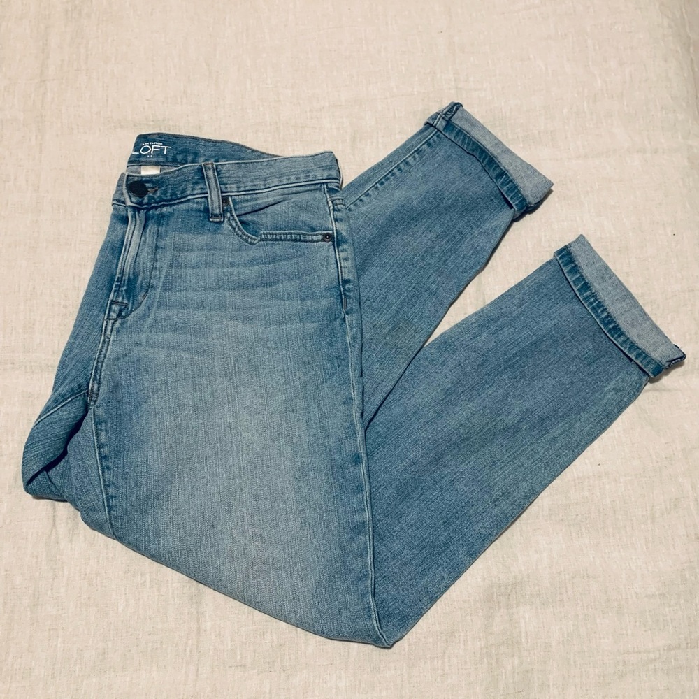 Ann Taylor Loft Boyfriend Jeans size 6